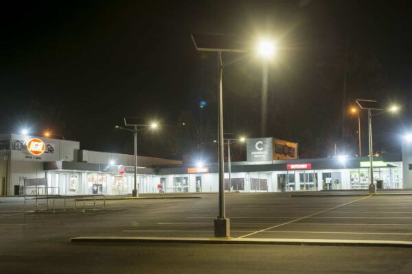 solar street / parking lot lighting